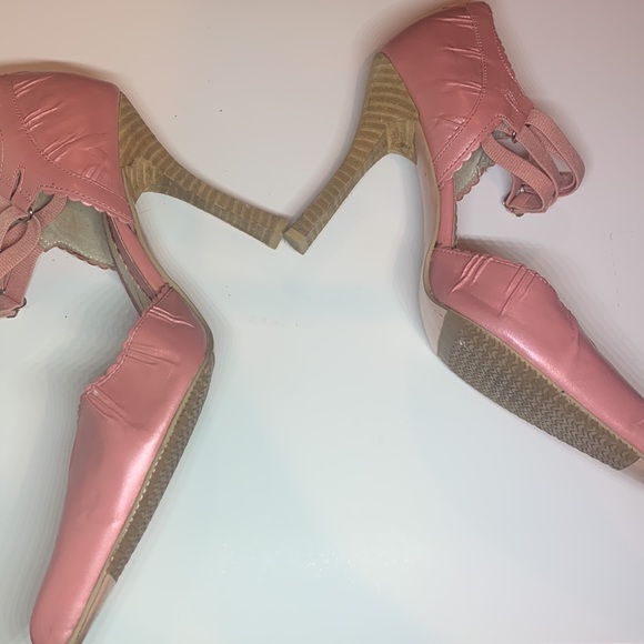 Excellent condition xoxo bubble gum pink stilettos size 7.5 - Picture 3 of 5